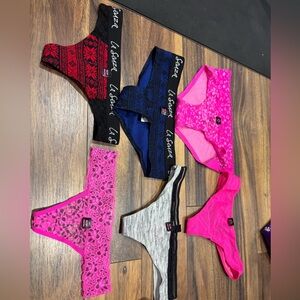 NWT xs bundle panties